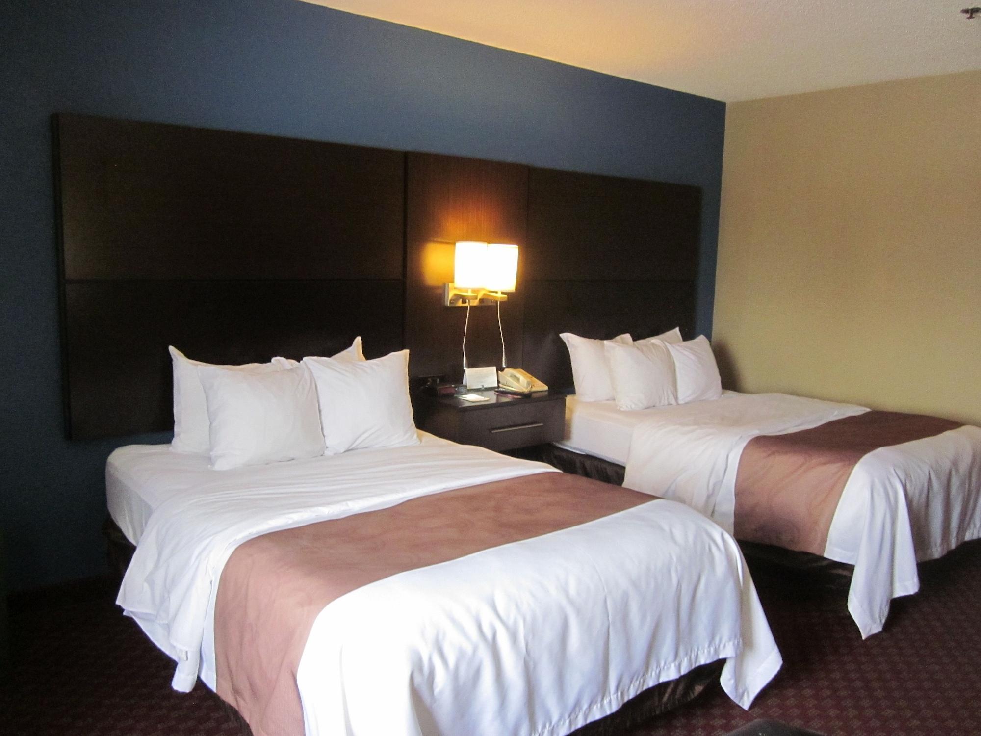 Quality Inn Upper Sandusky Exterior photo