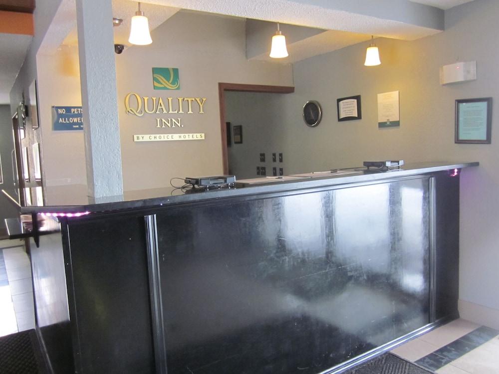 Quality Inn Upper Sandusky Exterior photo