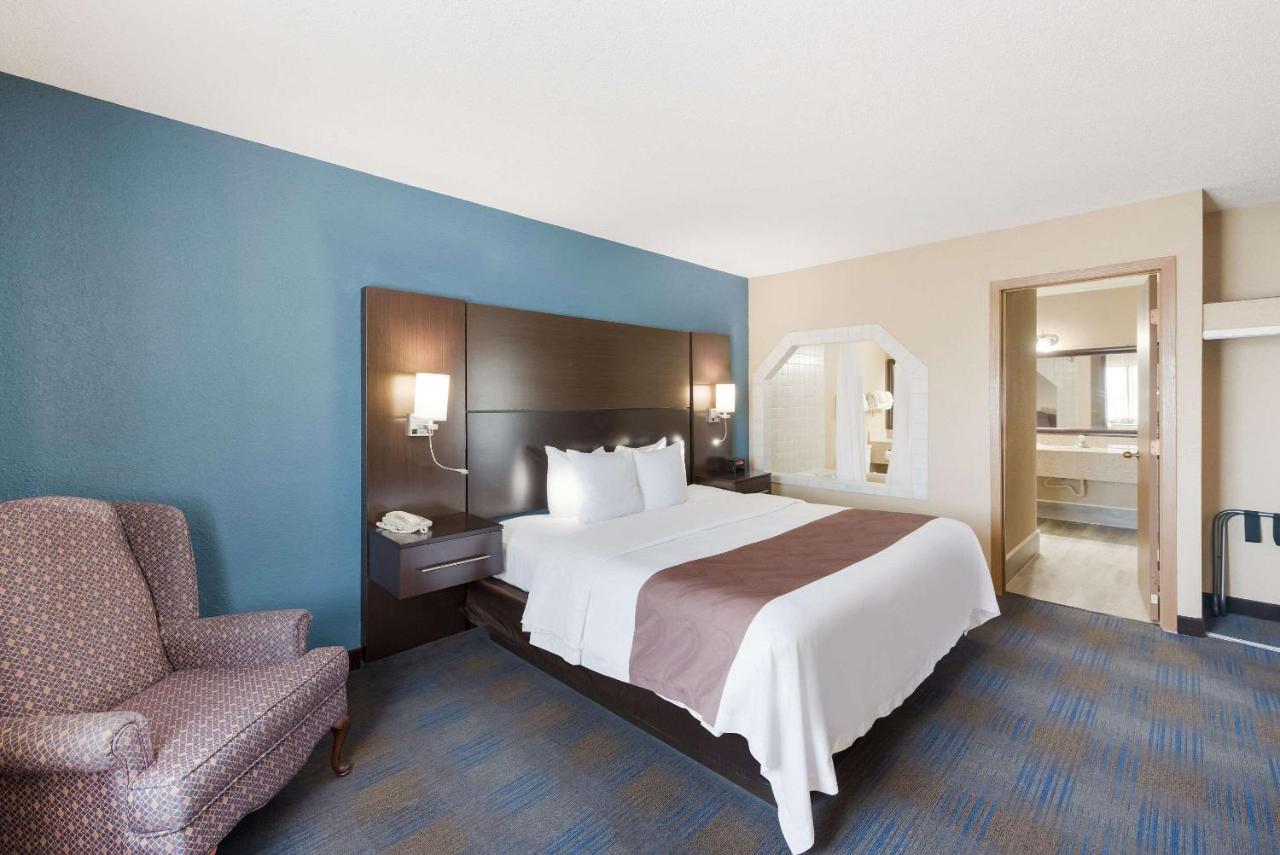 Quality Inn Upper Sandusky Exterior photo