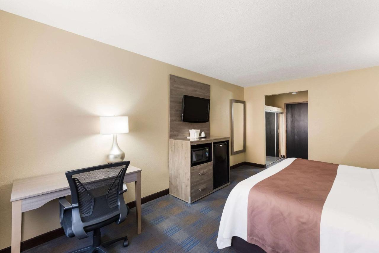 Quality Inn Upper Sandusky Exterior photo