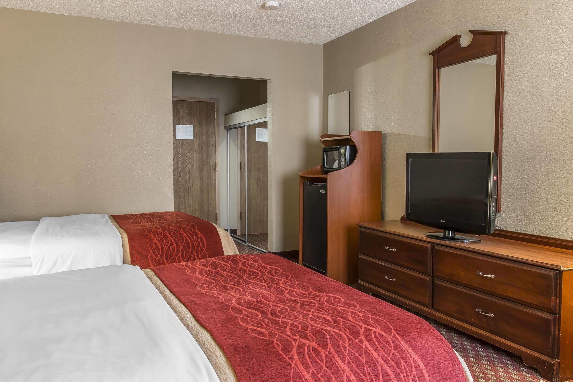 Quality Inn Upper Sandusky Exterior photo